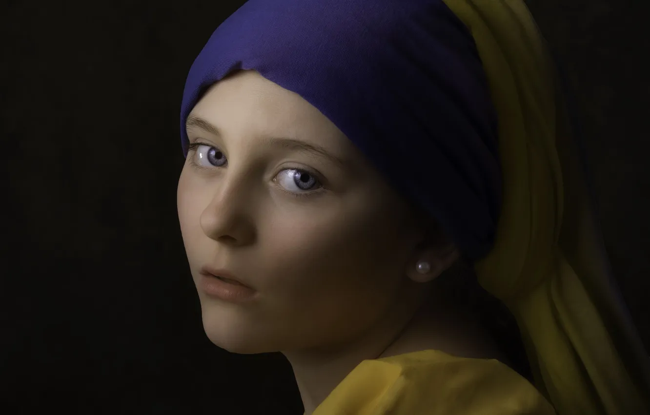 Photo wallpaper portrait, Eddie Leach, tribute girl with a pearl earring