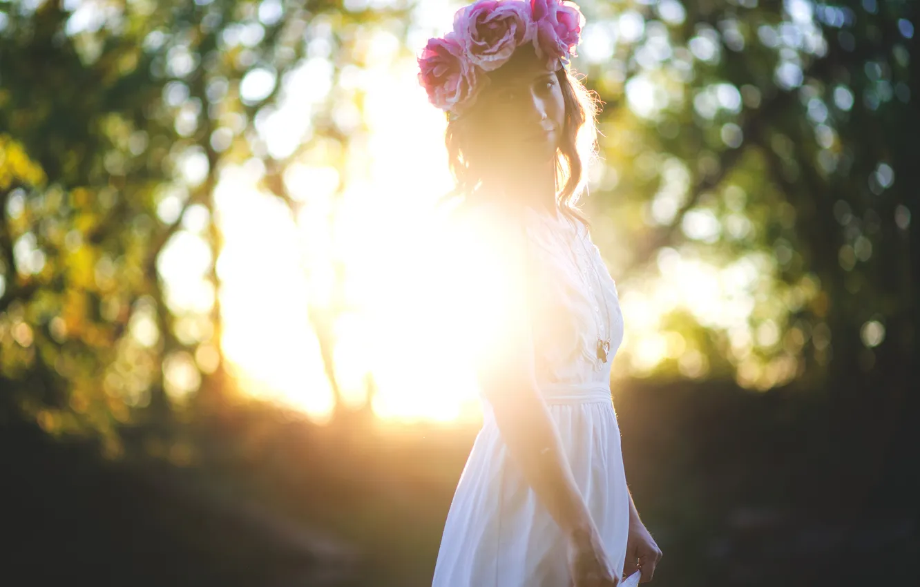Photo wallpaper girl, flowers, dress, pendant, suspension