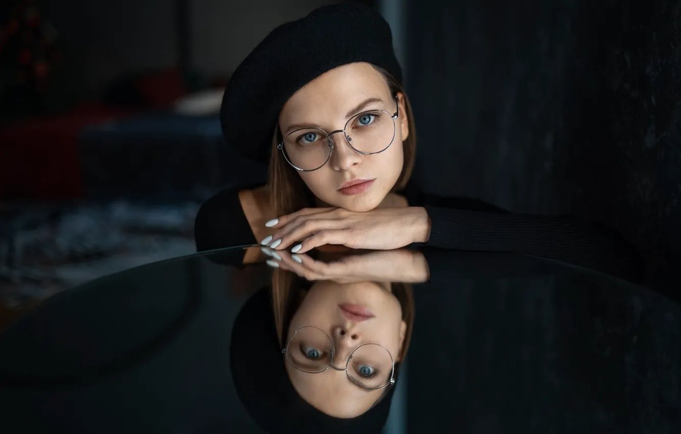 Photo wallpaper look, glass, girl, face, reflection, the dark background, table, hand