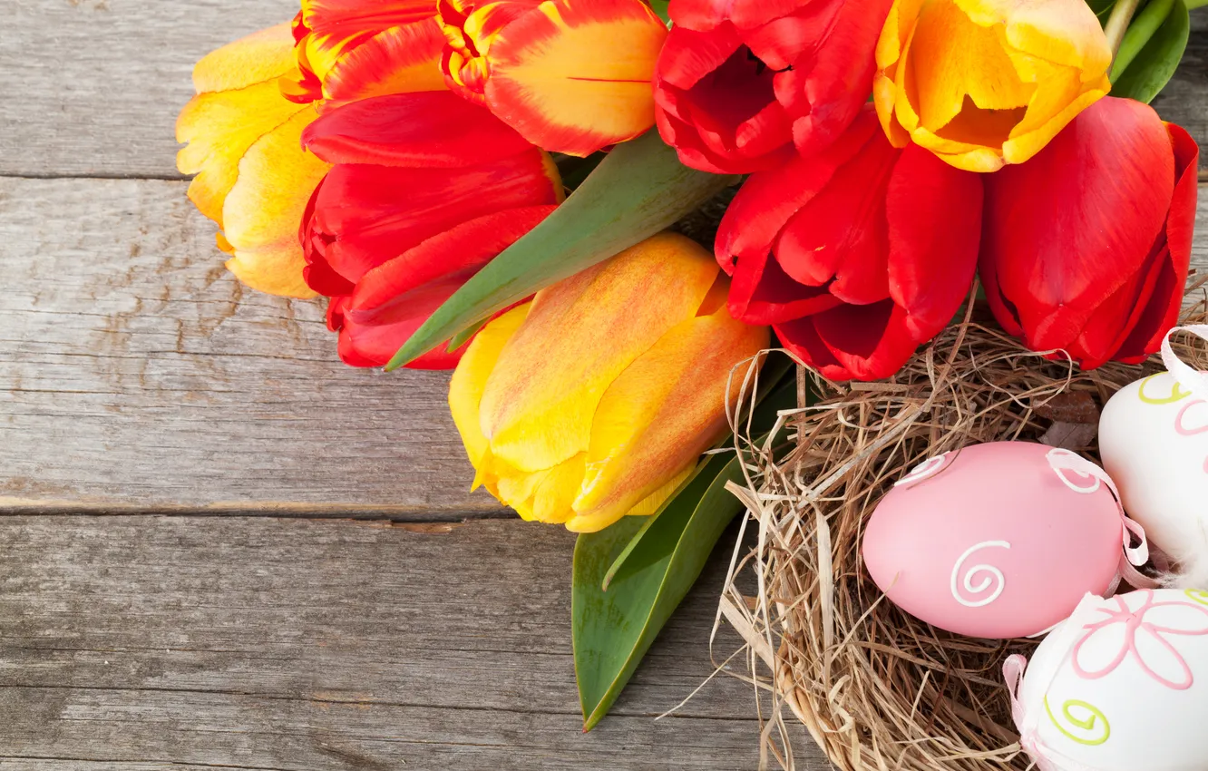 Photo wallpaper flowers, eggs, spring, colorful, Easter, red, wood, flowers