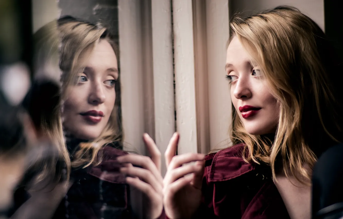 Photo wallpaper girl, face, reflection, hair, lipstick