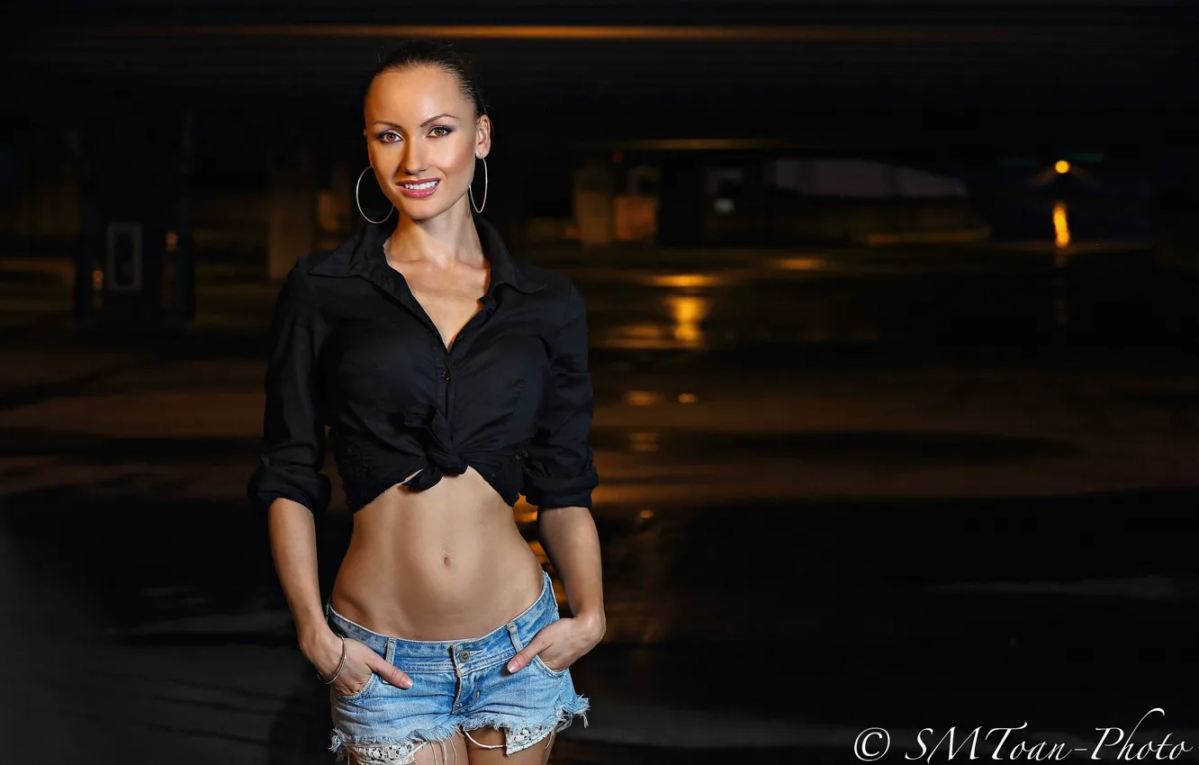 Photo wallpaper model, women, belly, standing, belly button, jean shorts, looking at viewer, tied top