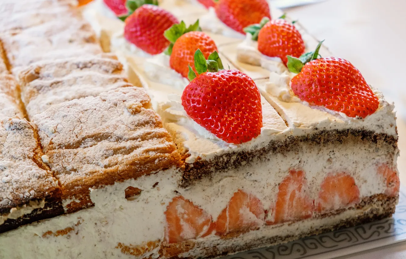 Photo wallpaper berries, strawberry, cake, cream, dessert