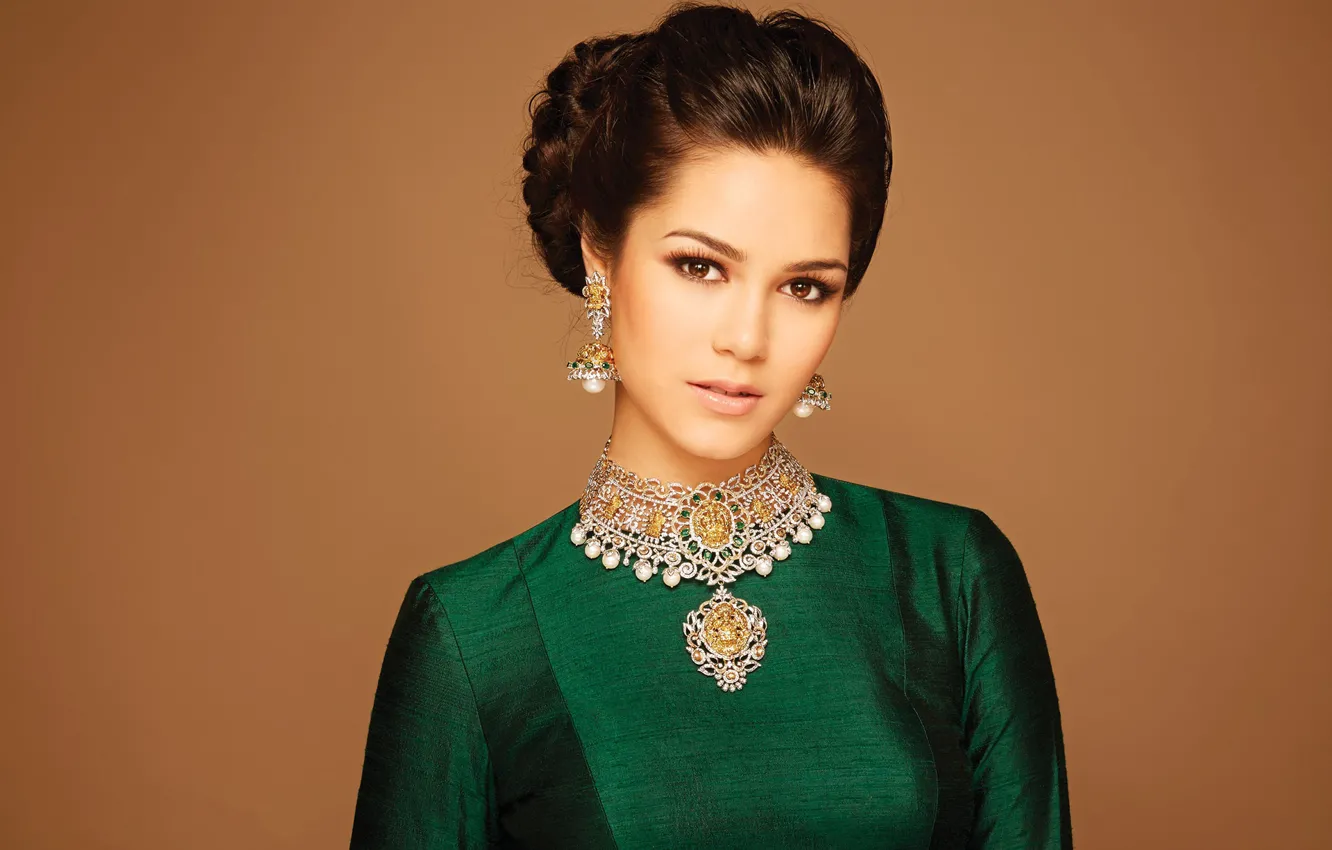 Photo wallpaper girl, hot, sexy, fashion, eyes, smile, beautiful, figure