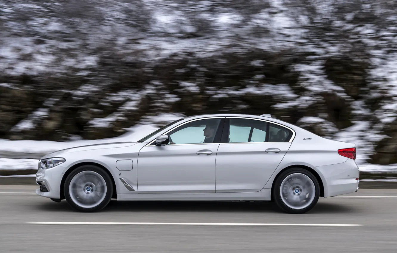 Photo wallpaper white, rock, BMW, profile, sedan, hybrid, 5, four-door