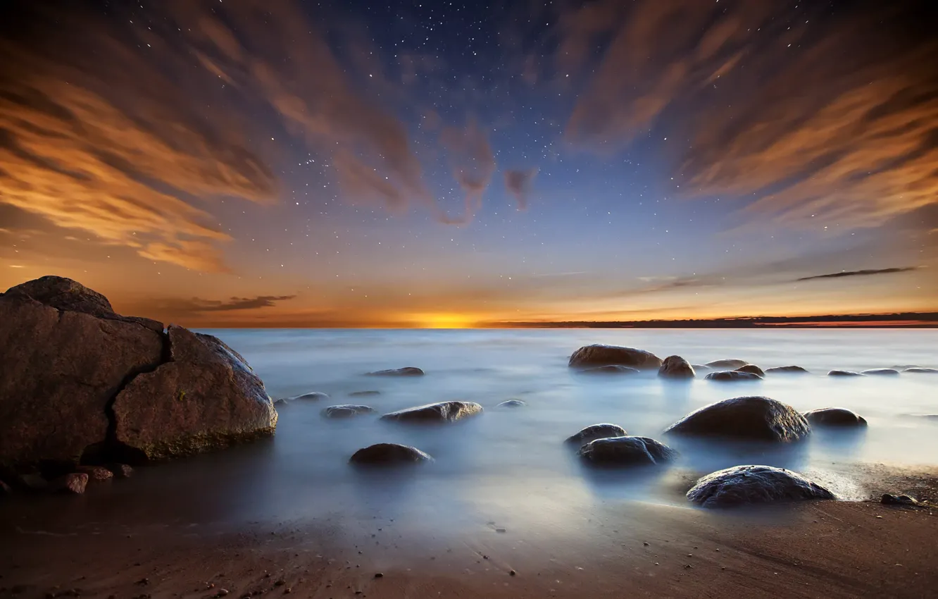 Photo wallpaper sea, beach, the sky, stars, clouds, light, night, stones