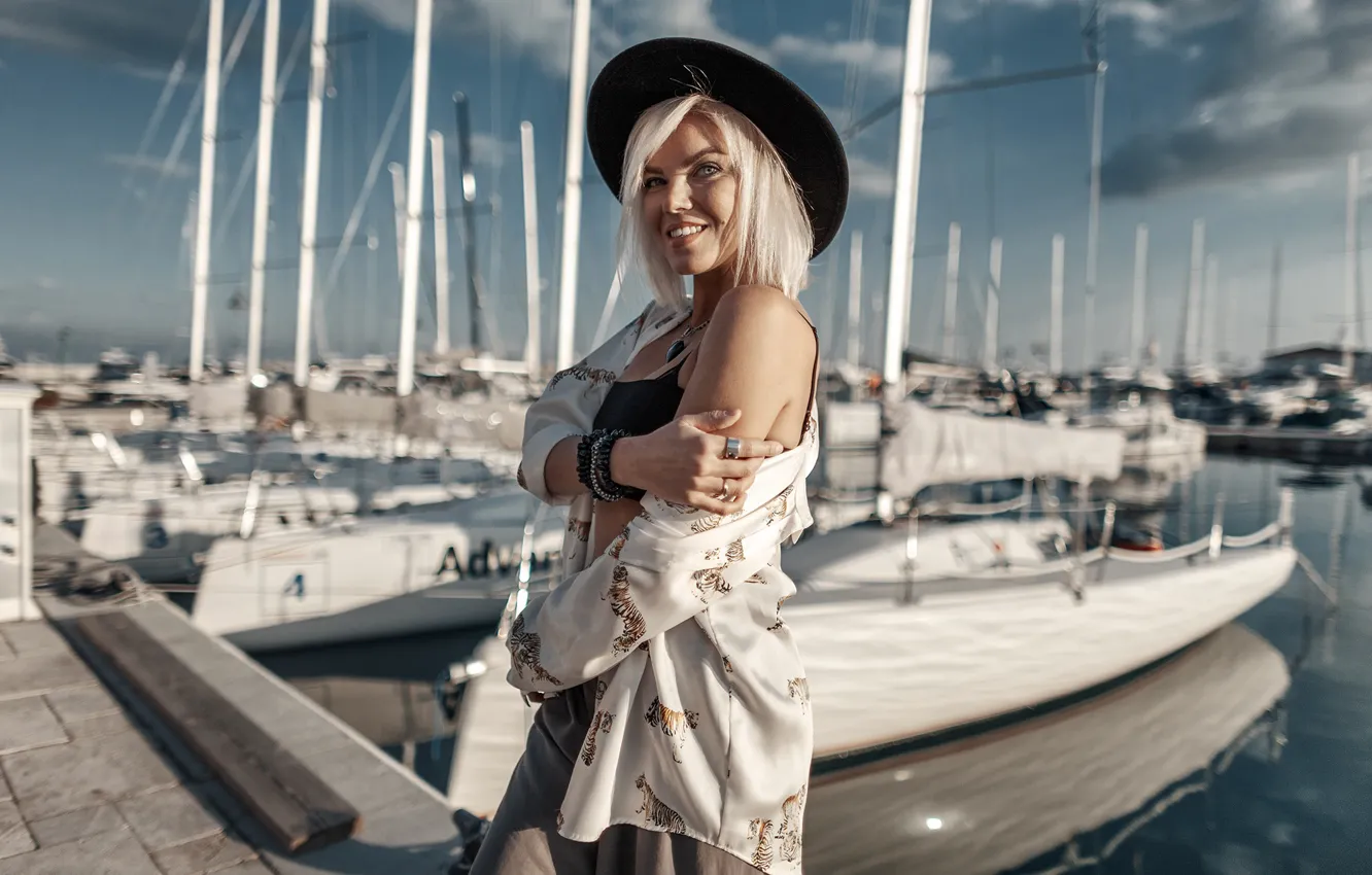 Photo wallpaper girl, smile, boats, hat, blonde, Gorelikov Andrew