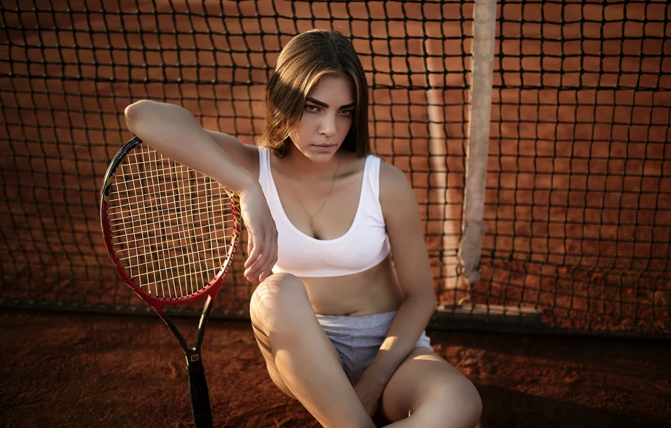 Photo wallpaper girl, pose, mesh, racket, topic, tennis, Alex Grisyuk, Vzglyad