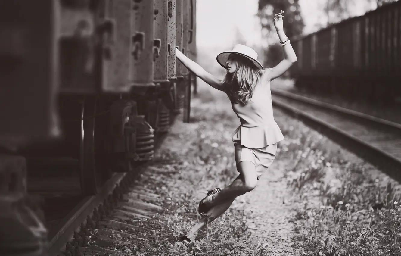 Photo wallpaper girl, pose, mood, rails, hat, cars, railroad, black and white