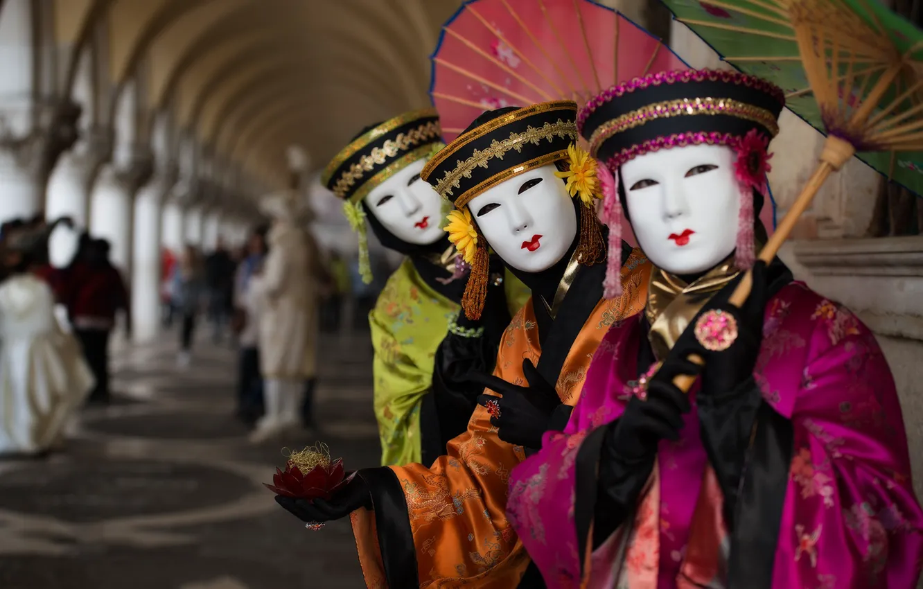 Photo wallpaper umbrella, mask, Italy, costume, Venice, carnival