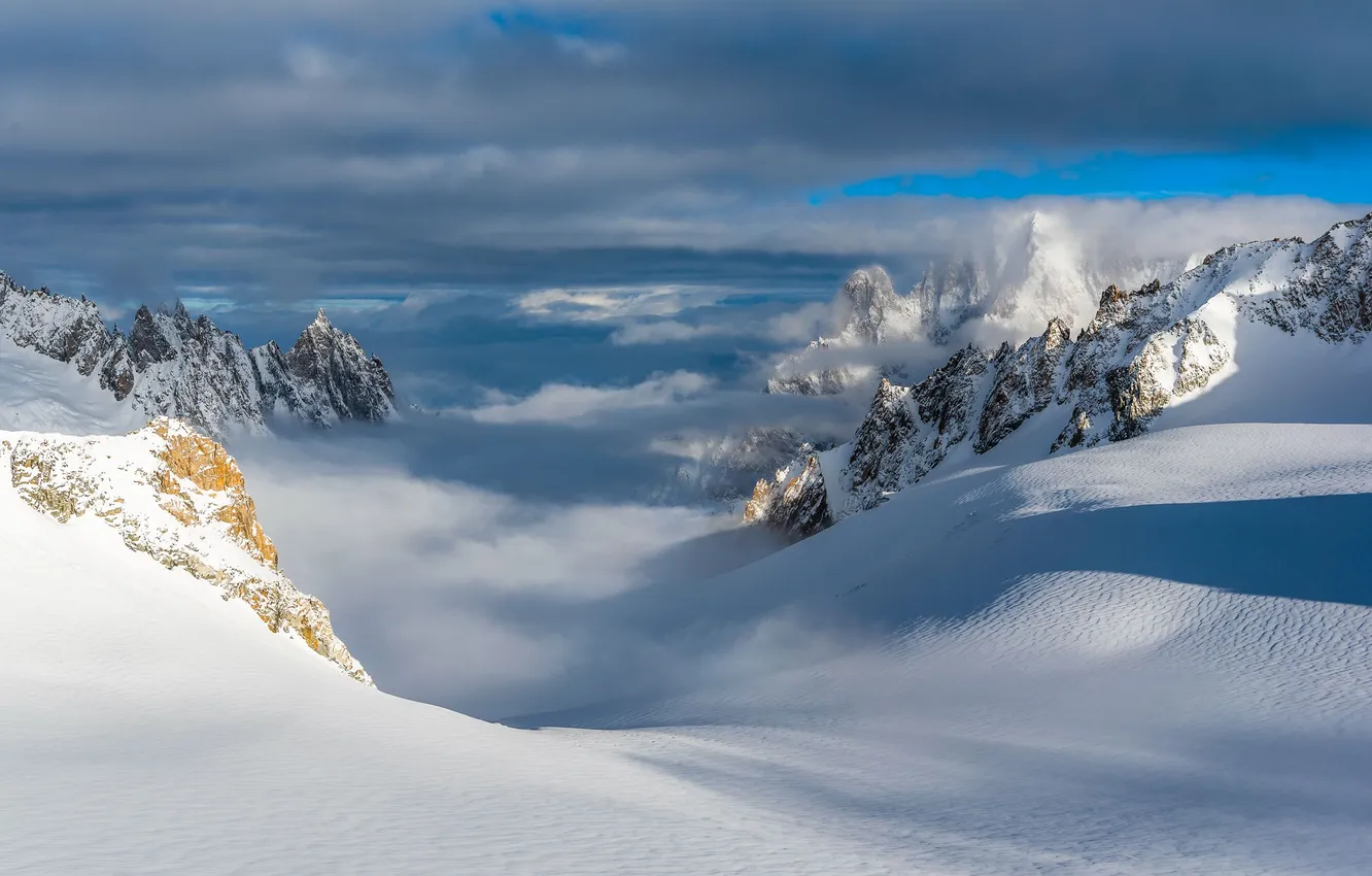 Photo wallpaper fog, height, Italy, haze, snow, mountain peaks, Ruslan Avdevich
