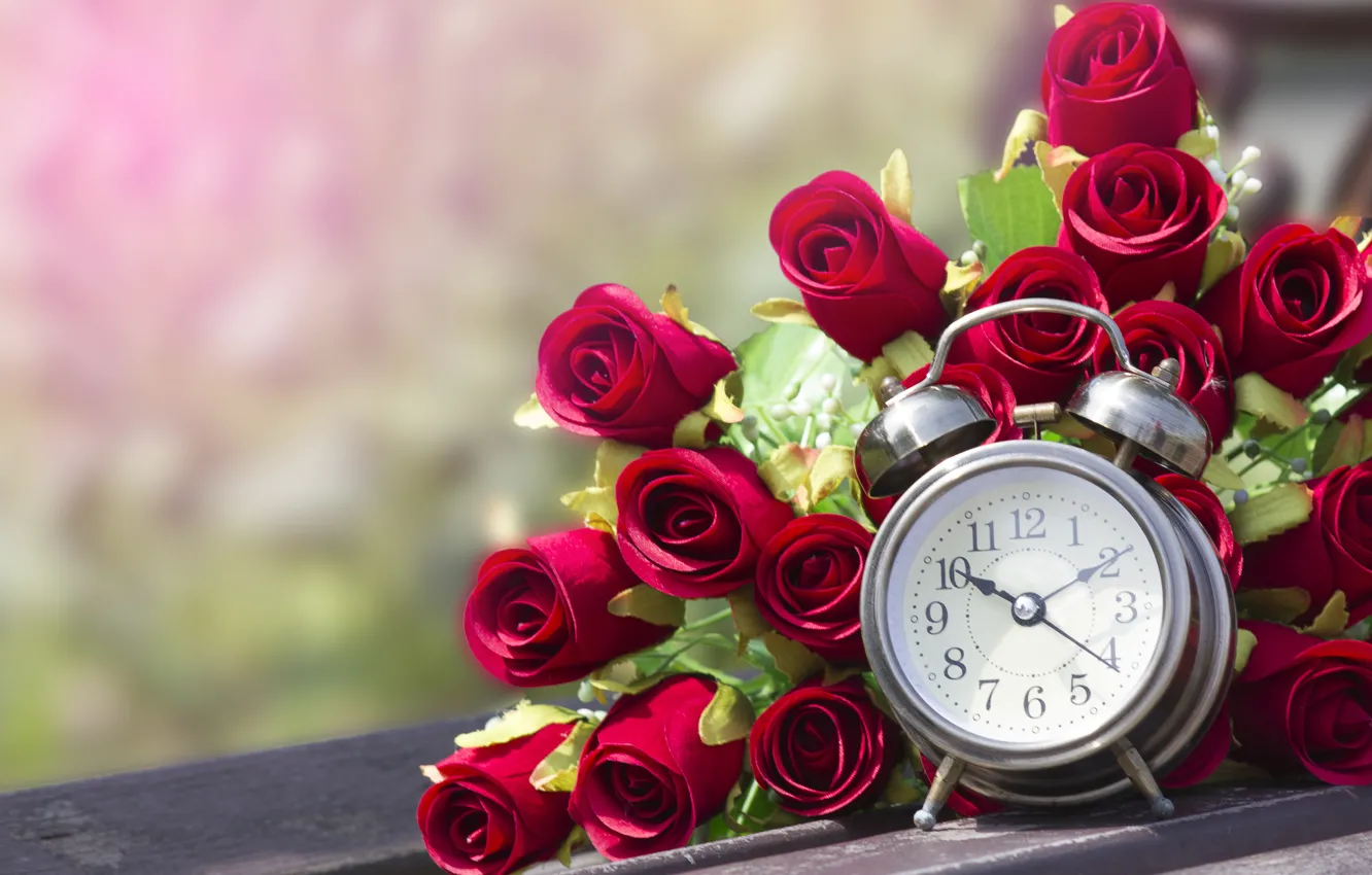 Photo wallpaper roses, bouquet, alarm clock, buds, bouquet, roses, buds, alarm clock