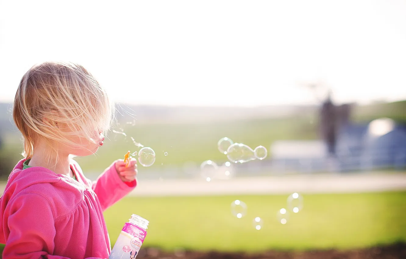 Photo wallpaper bubbles, mood, girl