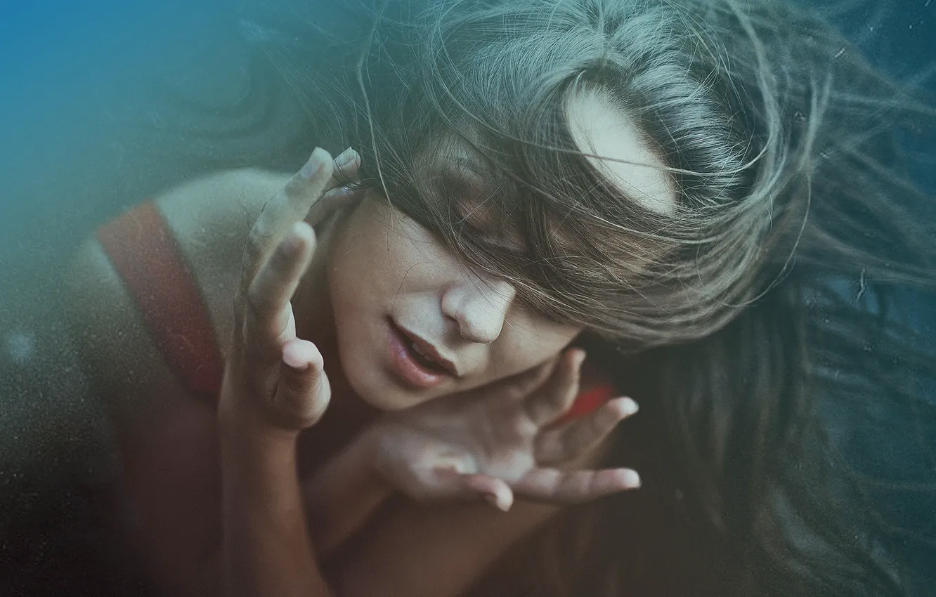Photo wallpaper girl, hair, head, fingers