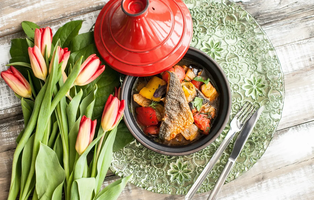 Photo wallpaper food, fish, tulips, tomatoes, wood, stew
