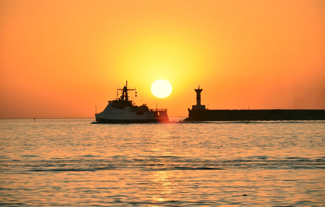 Photo wallpaper ship, emerald, patrol, Sevastopol