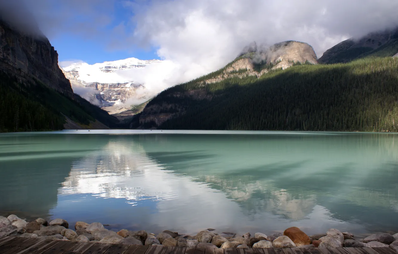 Photo wallpaper Canada, Lake Louise, glacial lake, beautiful, Banff national Park, lake Louise, surrounded by the majestic …