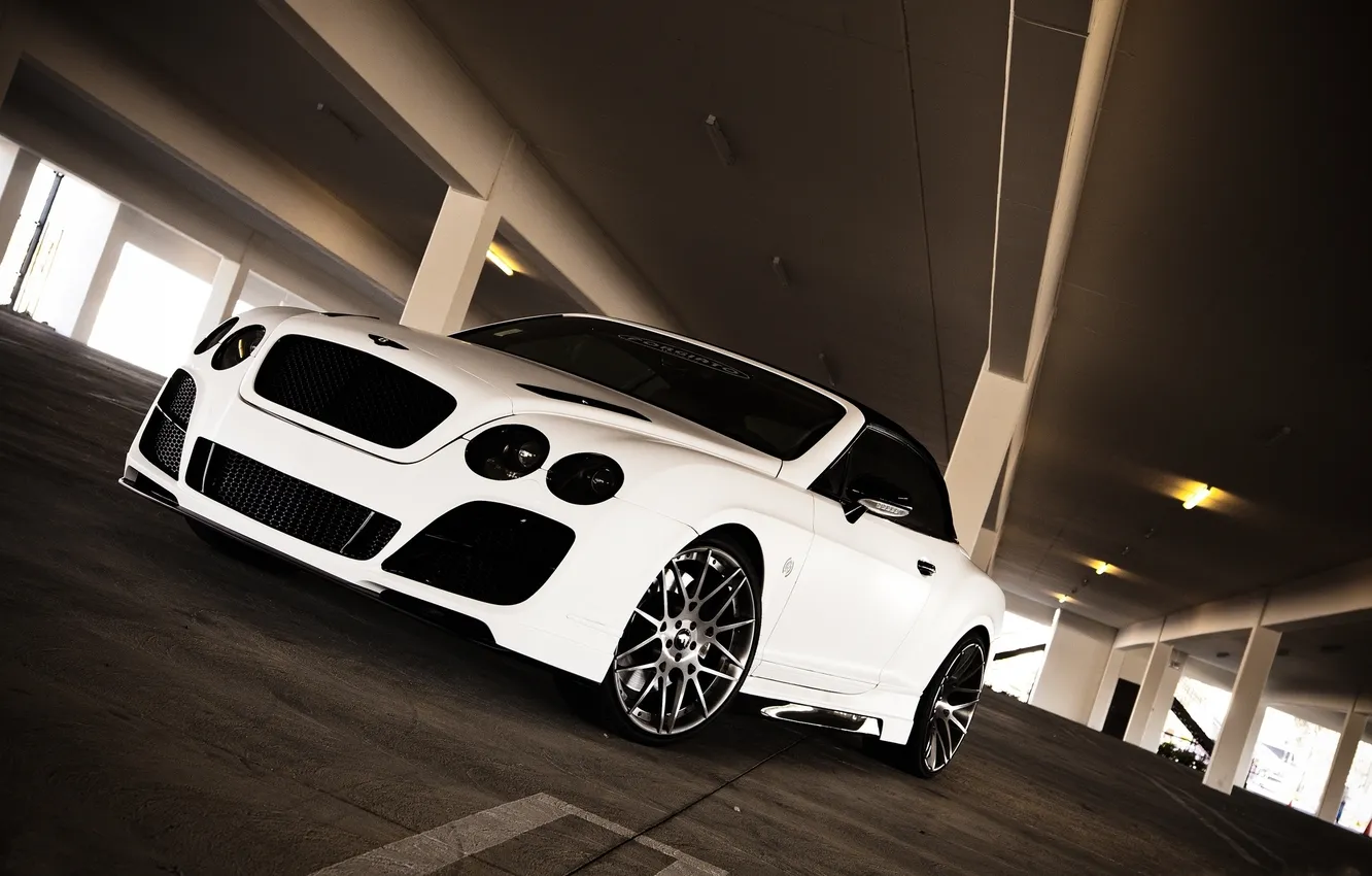 Photo wallpaper machine, auto, tuning, Bentley, Parking