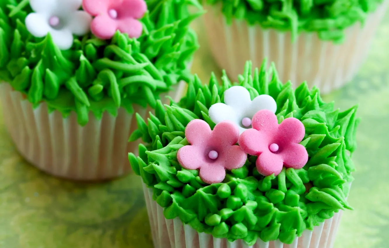 Photo wallpaper grass, flowers, cream, dessert, cakes, sweet, cupcakes