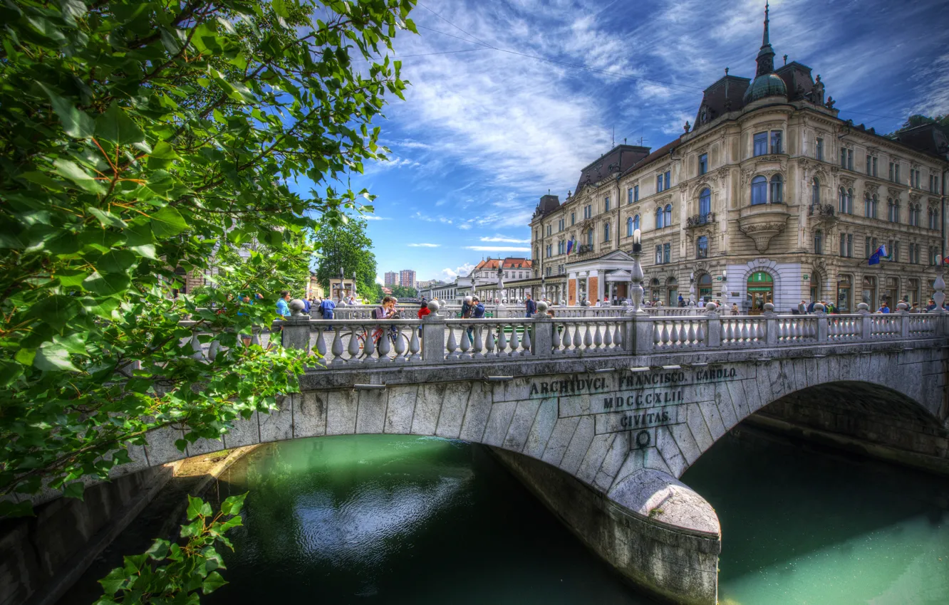 Photo wallpaper bridge, river, building, Slovenia, Slovenia, Ljubljana, Ljubljana, Triple Bridge
