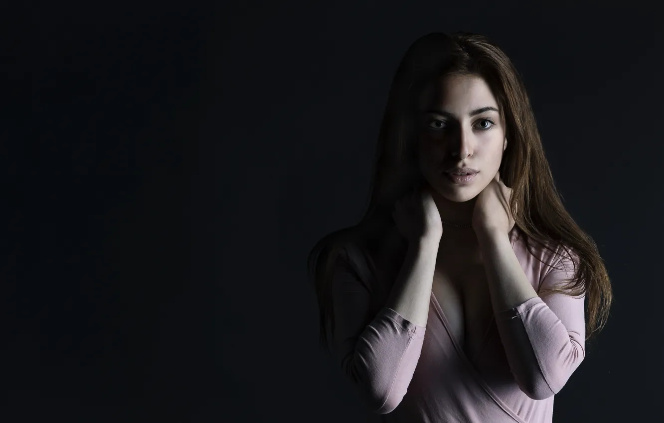 Photo wallpaper pretty, brunette, look, Luigi Malanetto