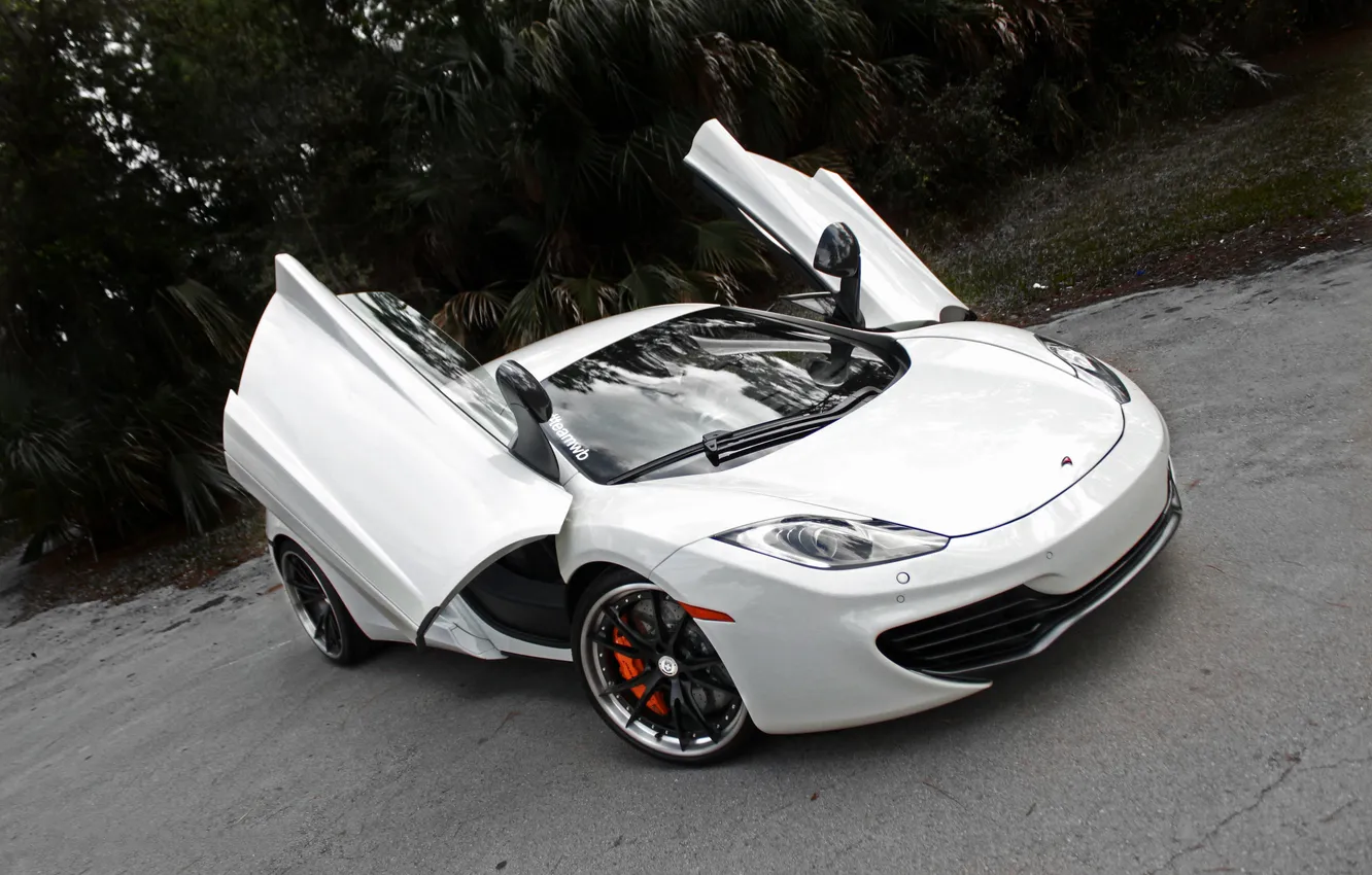 Photo wallpaper white, asphalt, cracked, McLaren, white, the view from the top, MP4-12C, McLaren