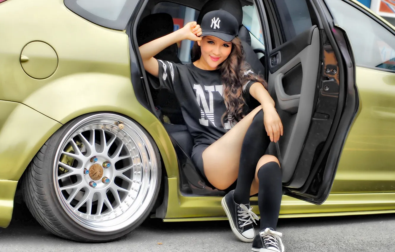Photo wallpaper auto, look, girl, Ford, Asian, beautiful girl, posing on the threshold of the machine