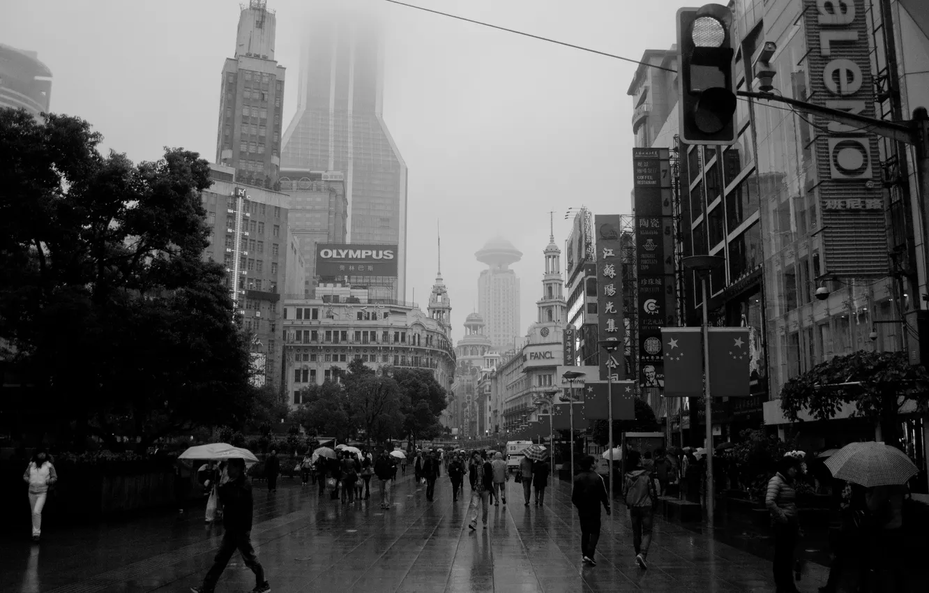 Photo wallpaper the city, rain, people, building, home, black and white, architecture, monochrome