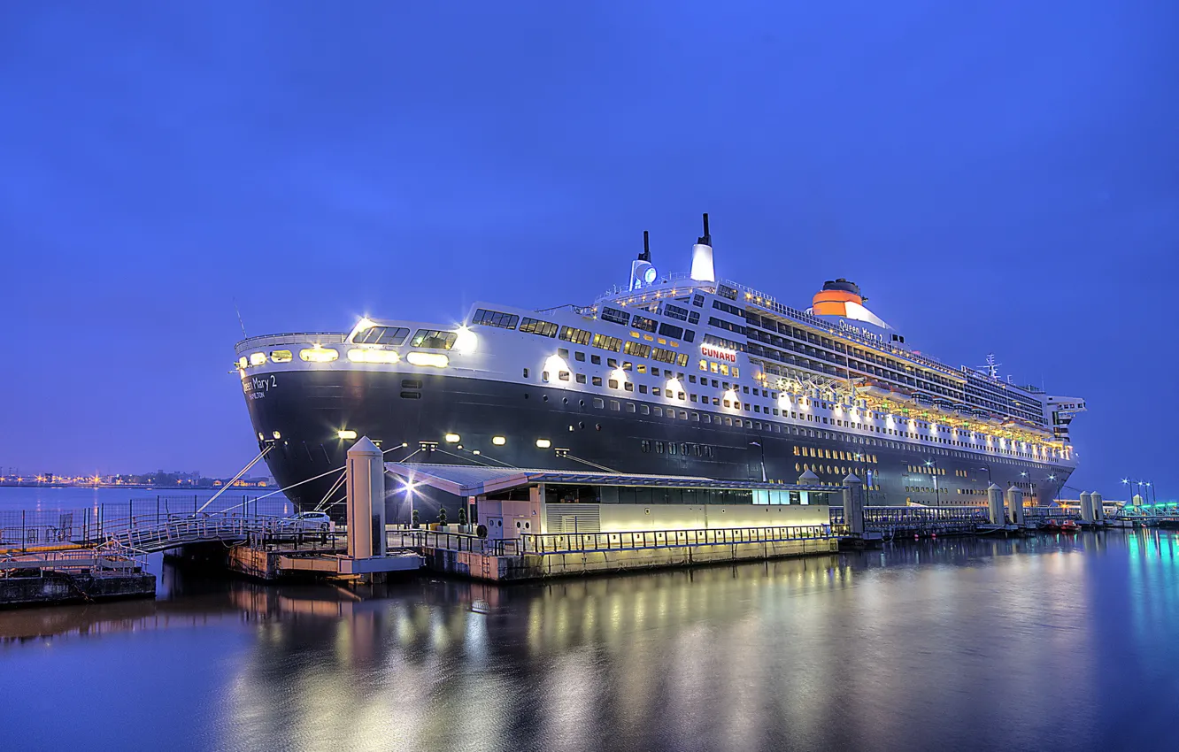 Photo wallpaper night, the city, port, Queen Mary 2, Liverpool