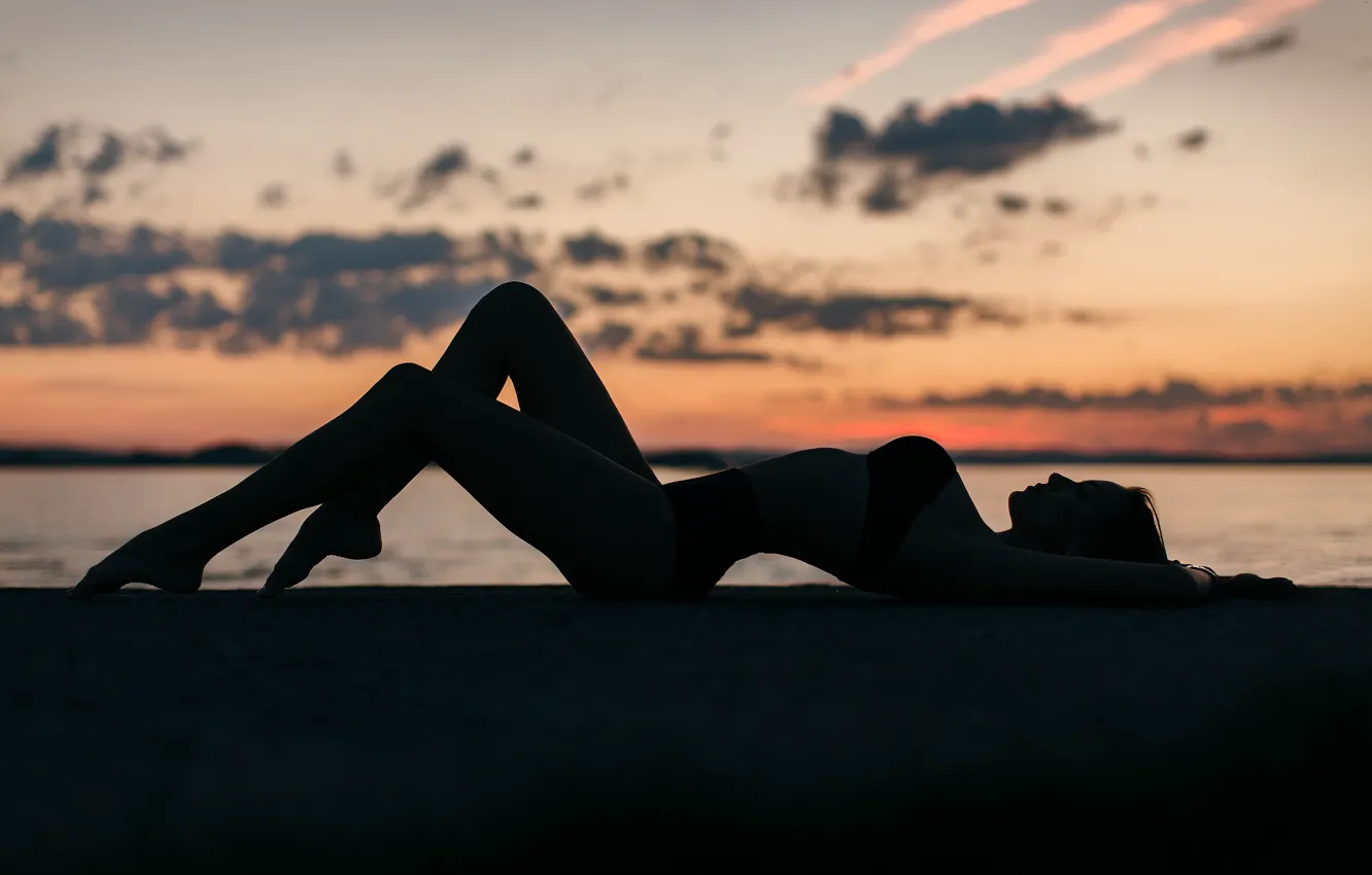 Photo wallpaper girl, twilight, sky, legs, photography, sea, breast, photo