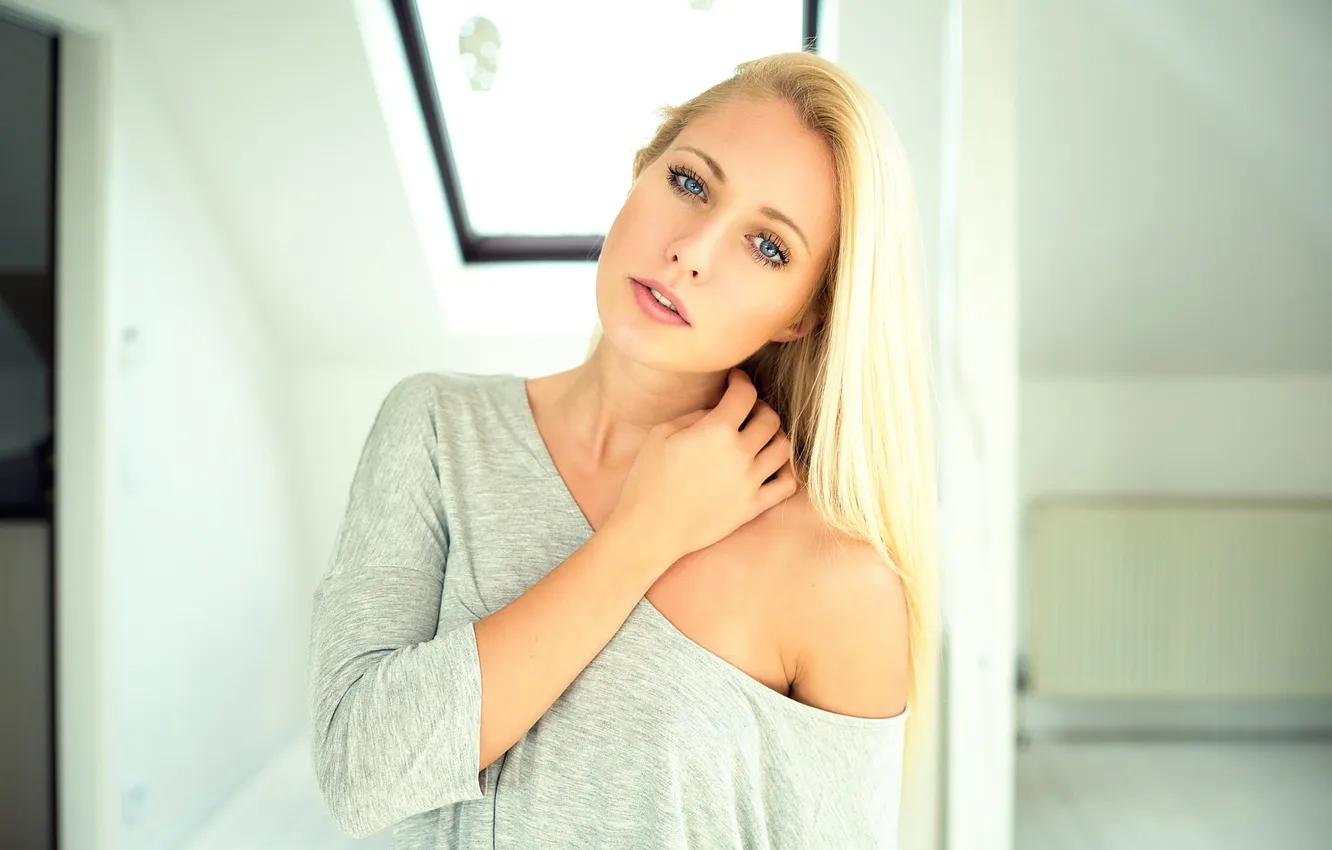 Photo wallpaper portrait, the beauty, Miro Hofmann