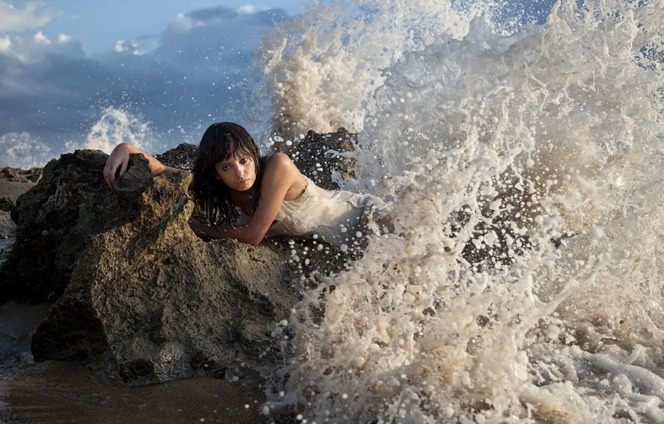 Photo wallpaper wave, girl, squirt, stones
