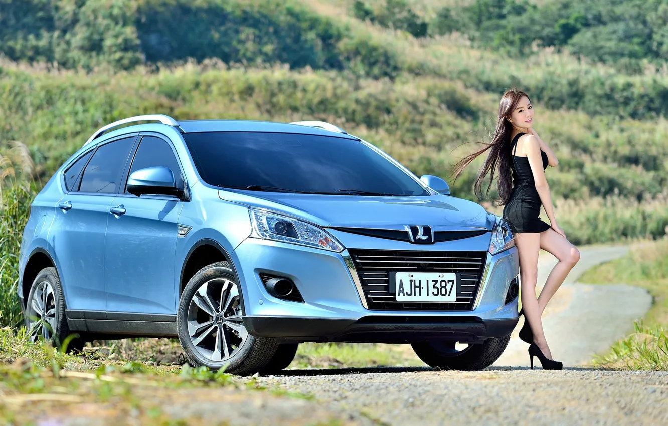 Photo wallpaper auto, look, girl, Asian, beautiful girl, Luxgen, posing on the car