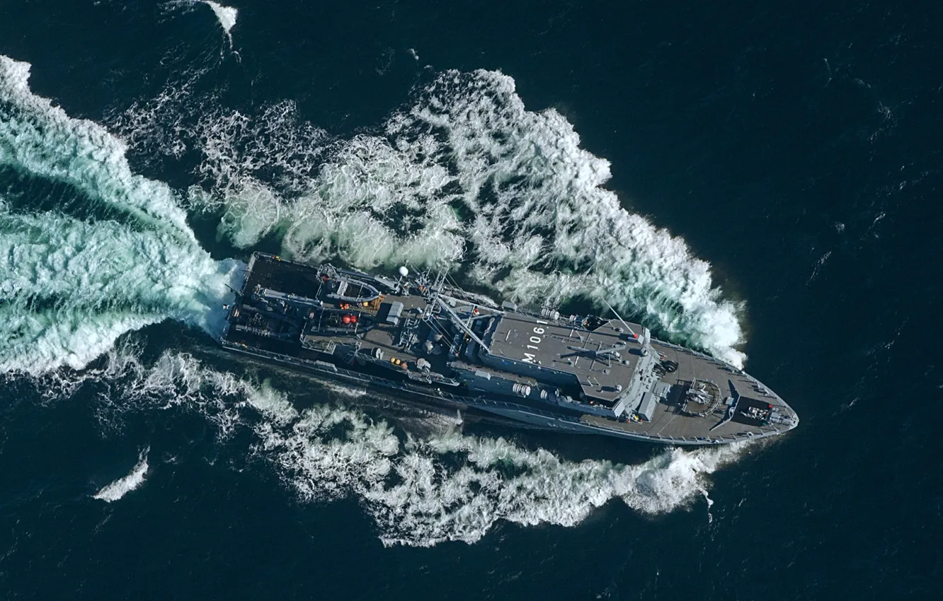 Photo wallpaper The German Navy, anti-mine ship, FGS Rottweil