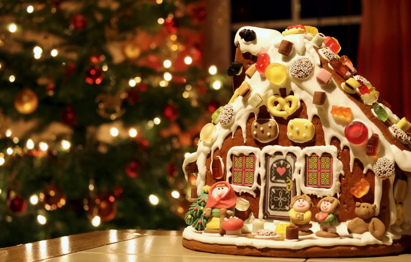 Photo wallpaper tree, sweets, figures, gingerbread house
