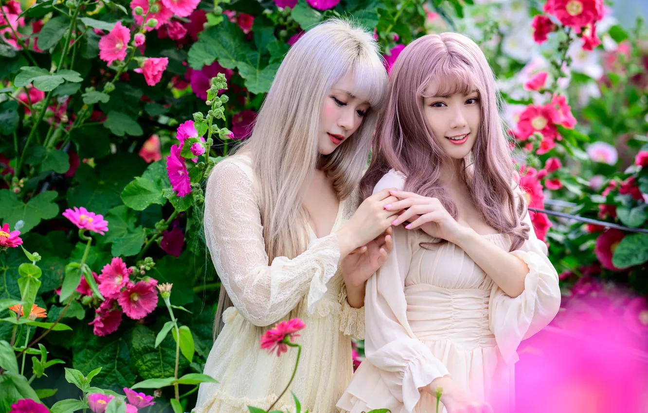 Photo wallpaper leaves, girl, flowers, pose, smile, together, hands, makeup