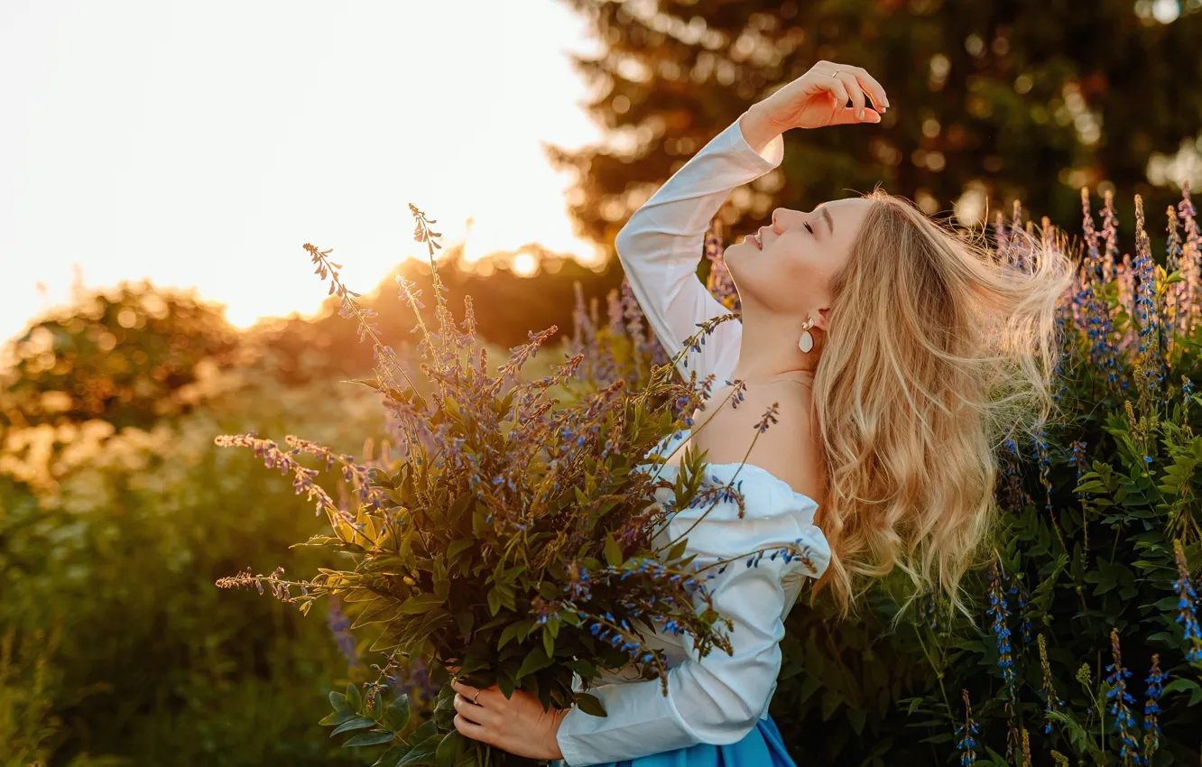 Photo wallpaper sky, trees, field, nature, flowers, model, women, blonde