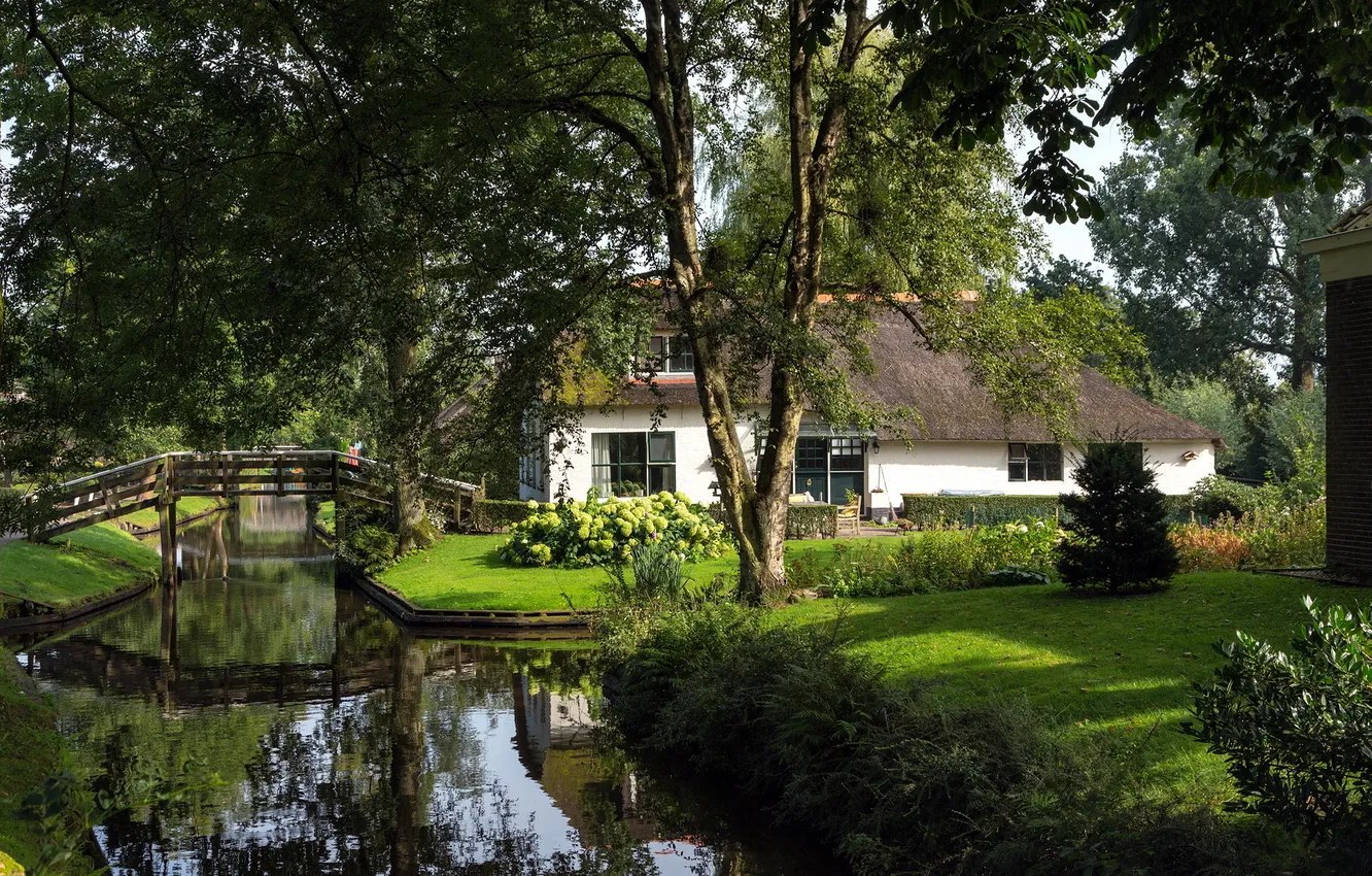 Photo wallpaper the city, home, channel