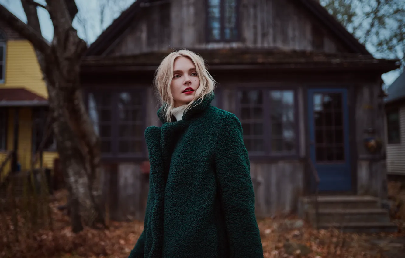 Photo wallpaper girl, face, background, blonde, coat