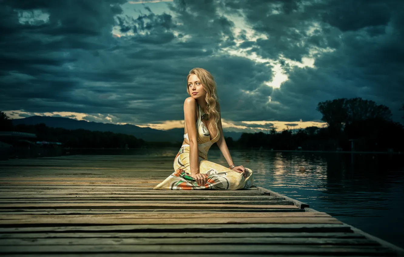 Photo wallpaper girl, pose, pierce, twilight, sitting, North Debczynska