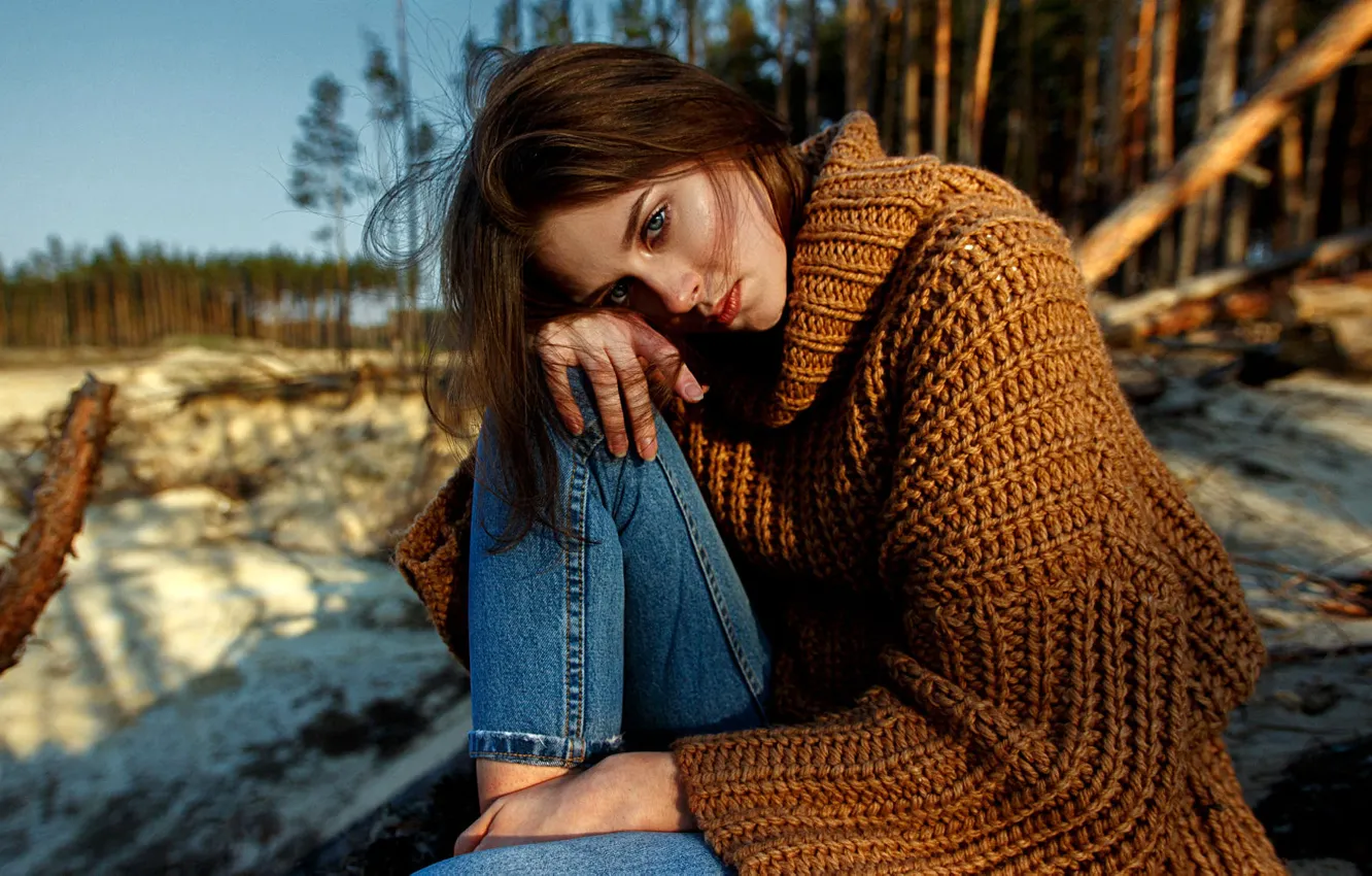 Photo wallpaper winter, look, snow, trees, pose, model, portrait, jeans