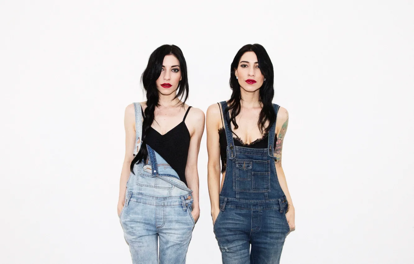 Photo wallpaper group, tattoo, braid, singer, Twins, The veronicas, Lisa Origliasso's, Jessica Origliasso's