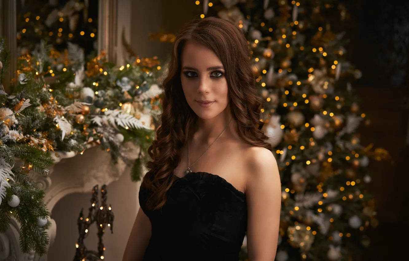 Photo wallpaper girl, tree, new year, brown-eyed, Alexander Kiselev, Christina Belobrova