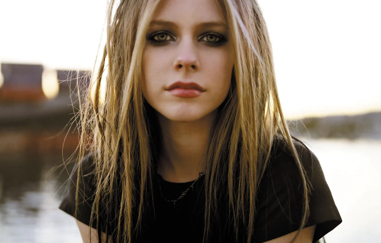 Photo wallpaper look, water, girl, sunset, Avril Lavigne, Avril Lavigne