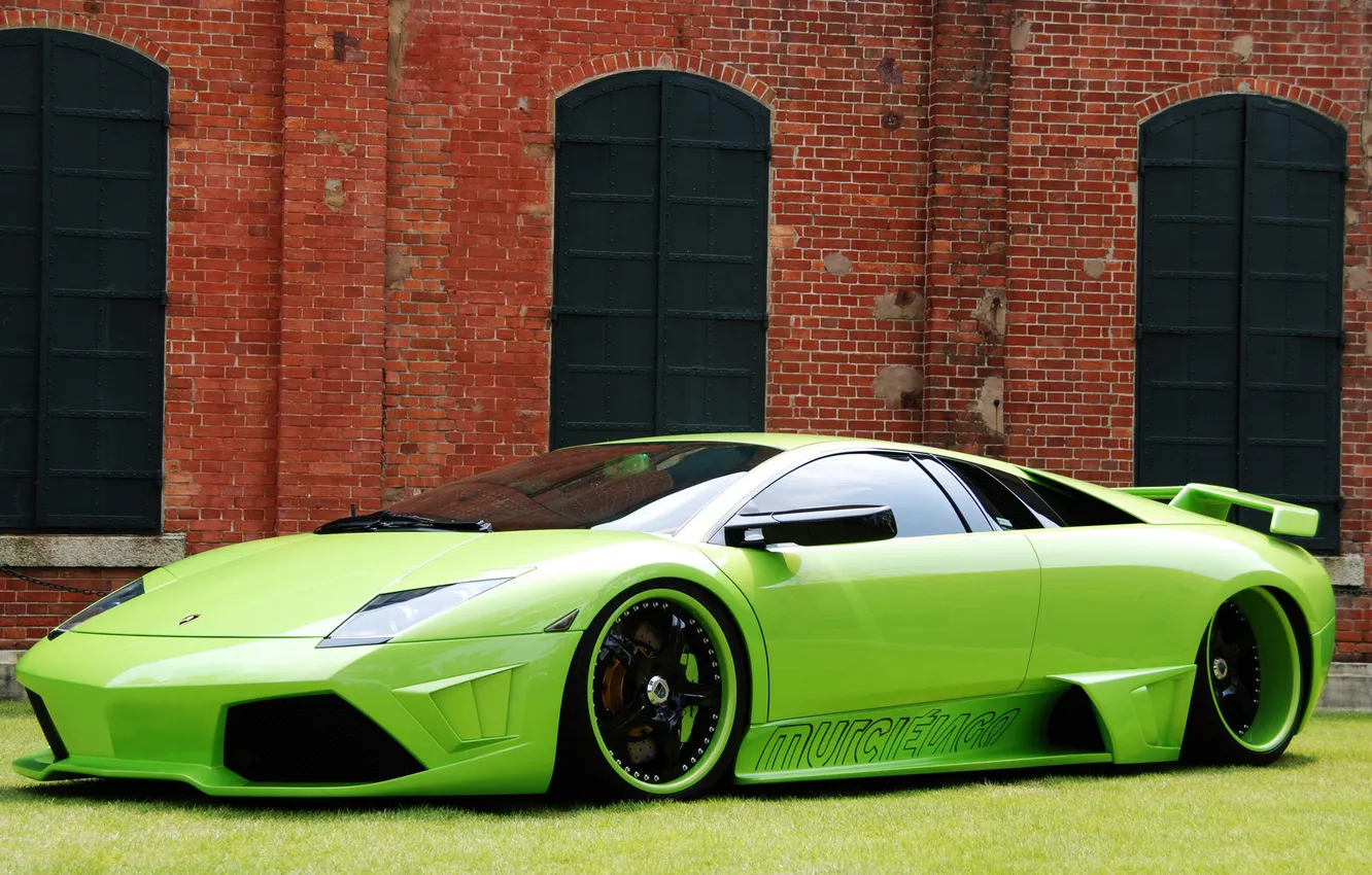 Photo wallpaper greens, grass, beauty, drives, Voitur, murcielago, building