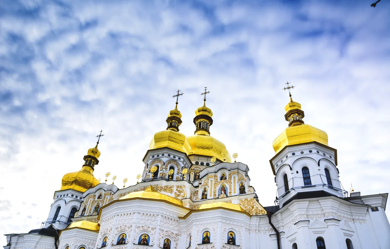 Photo wallpaper the sky, Church, the dome, Ukraine, religion, Kiev, Pechersk Lavra, The Cathedral of the assumption