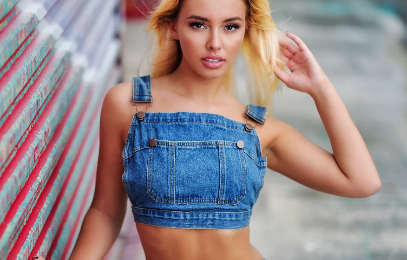 Photo wallpaper look, pose, model, portrait, jeans, makeup, hairstyle, blonde