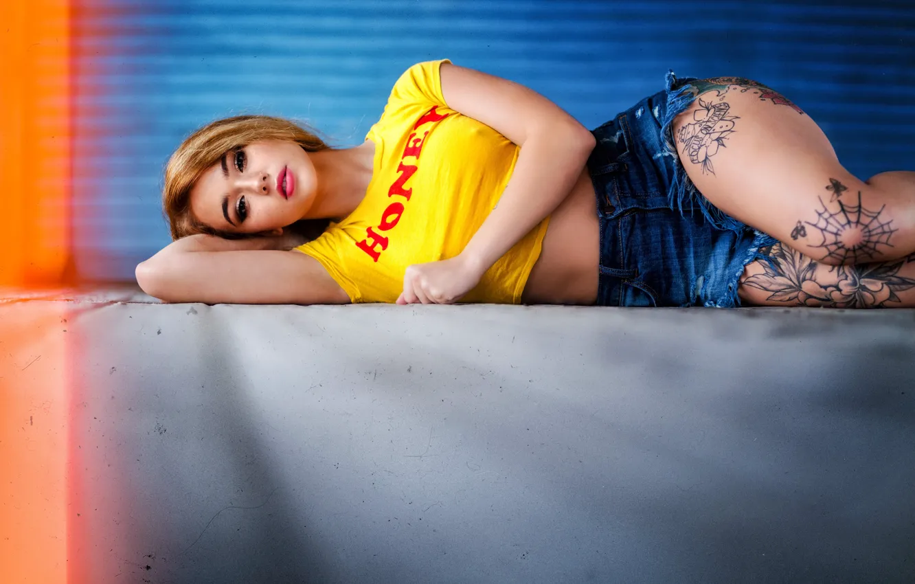 Photo wallpaper look, pose, model, shorts, portrait, makeup, Mike, figure