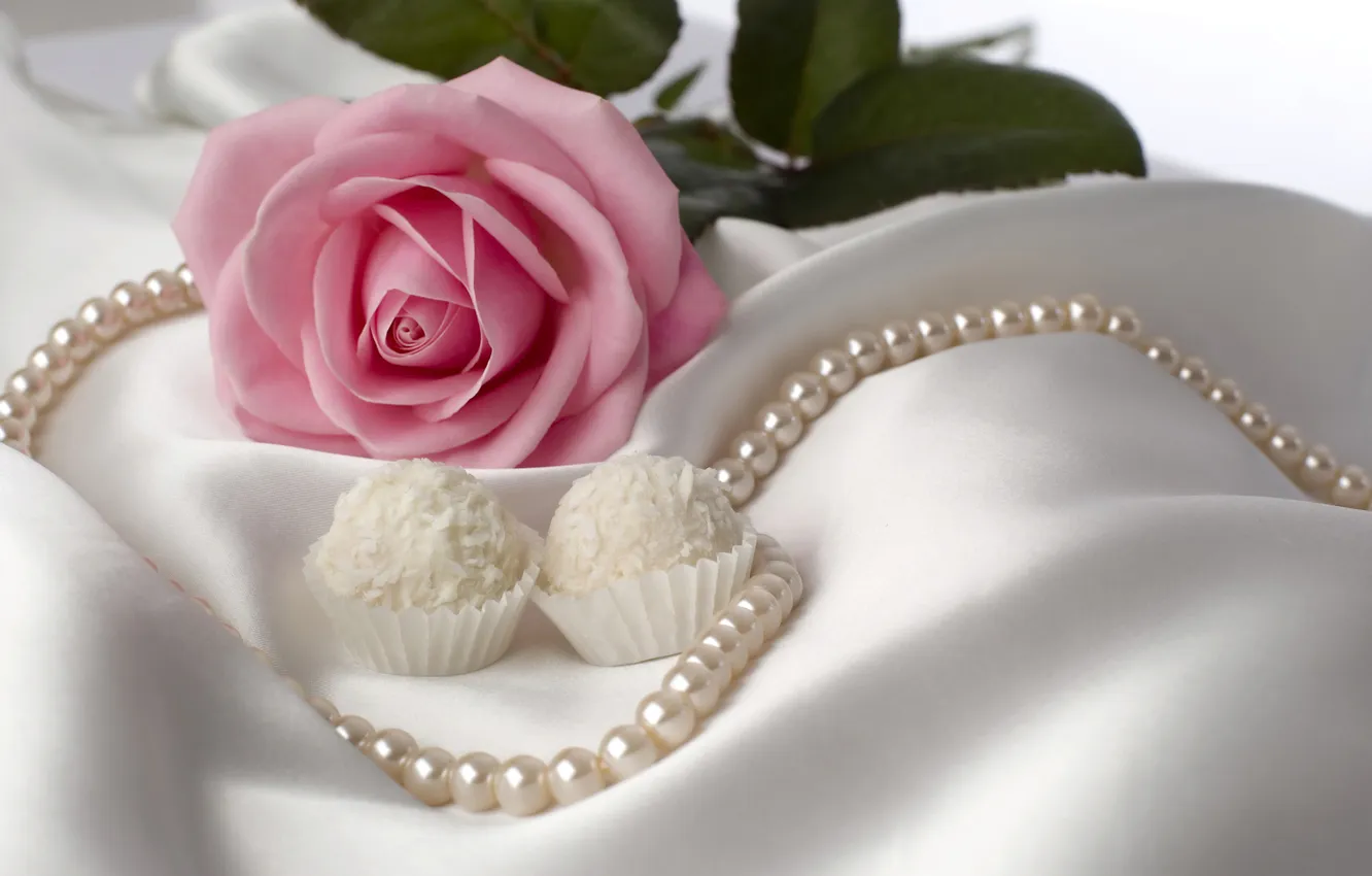 Photo wallpaper flowers, roses, candy, pearl