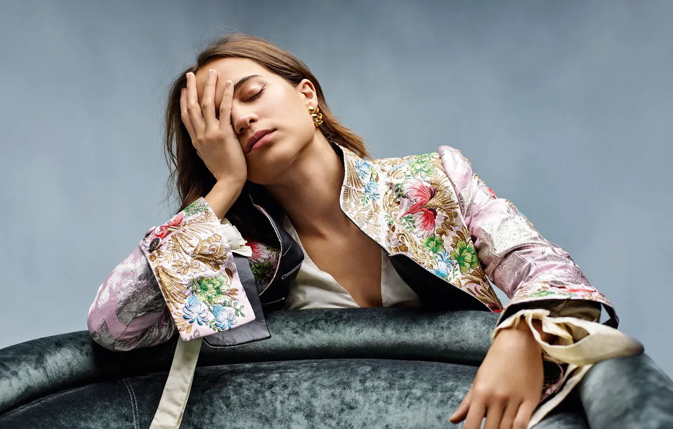 Photo wallpaper girl, pose, photo, makeup, Alicia Vikander